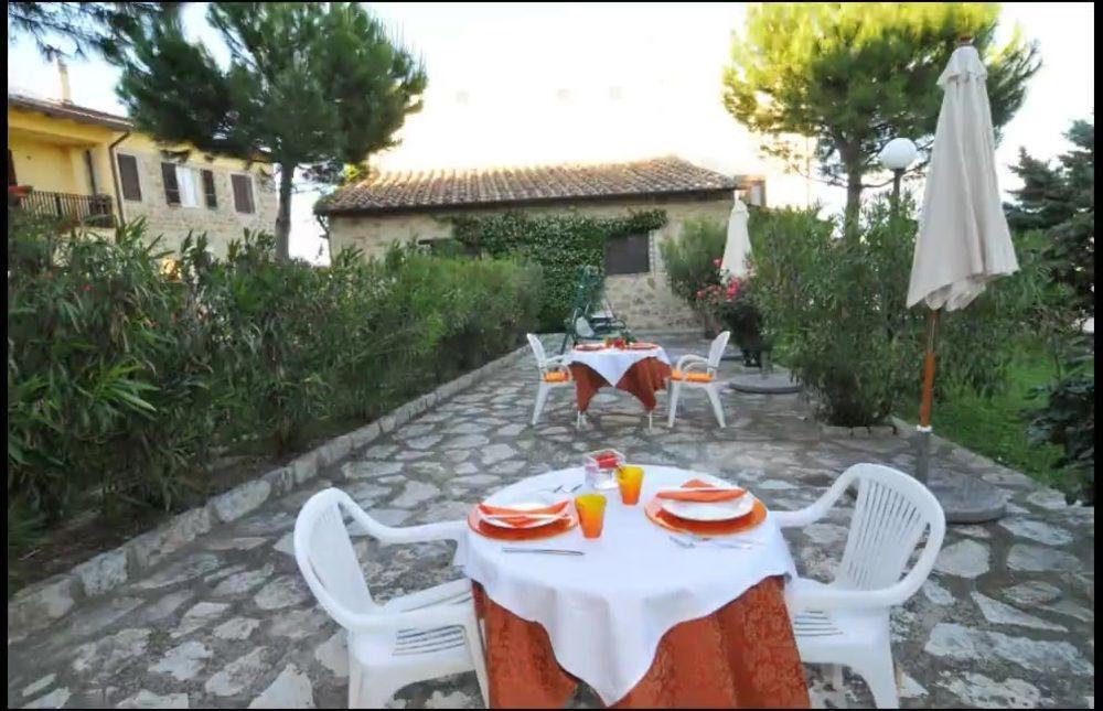 Civitella D'Arna Agriturismo La Ginestrella المظهر الخارجي الصورة