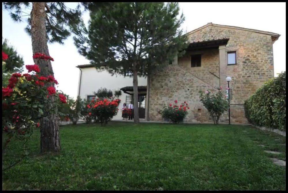Civitella D'Arna Agriturismo La Ginestrella المظهر الخارجي الصورة